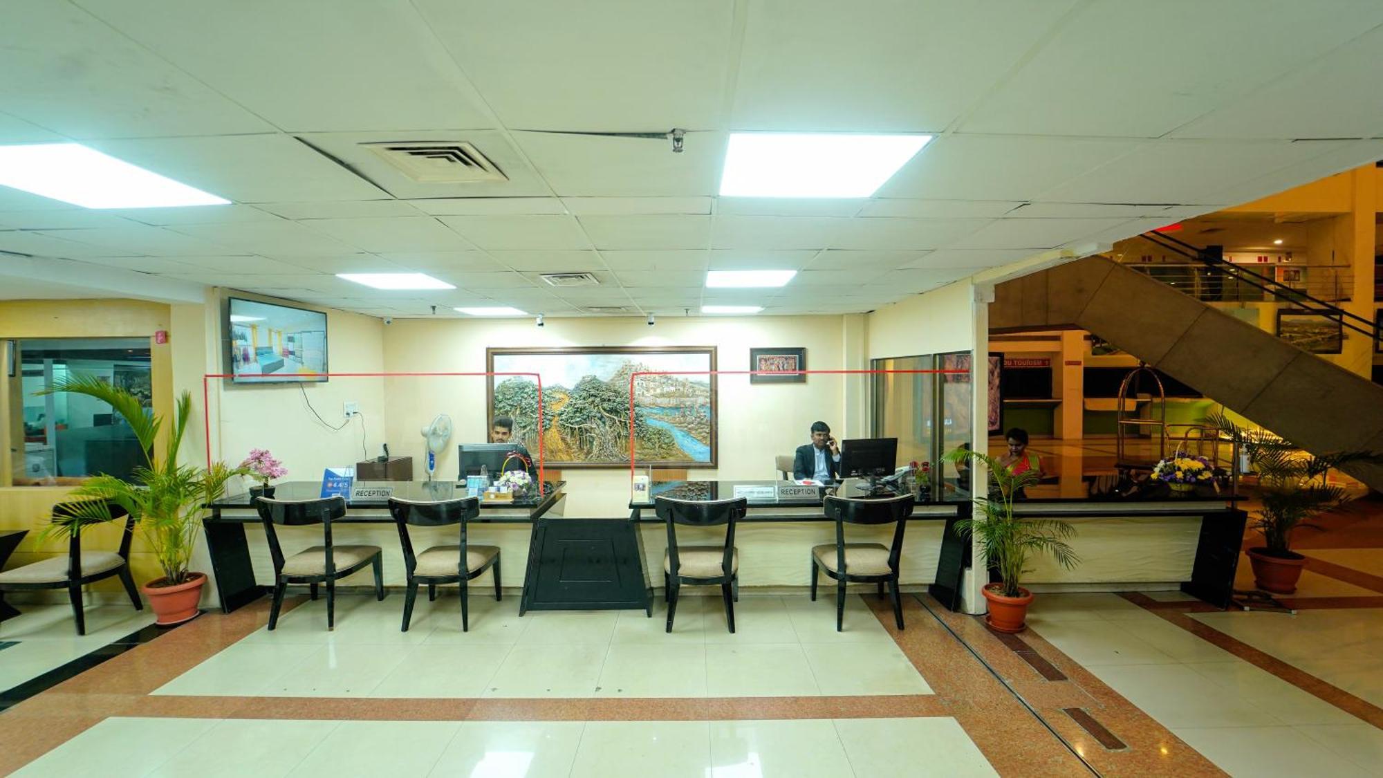 היידראבד Hotel The Plaza מראה חיצוני תמונה