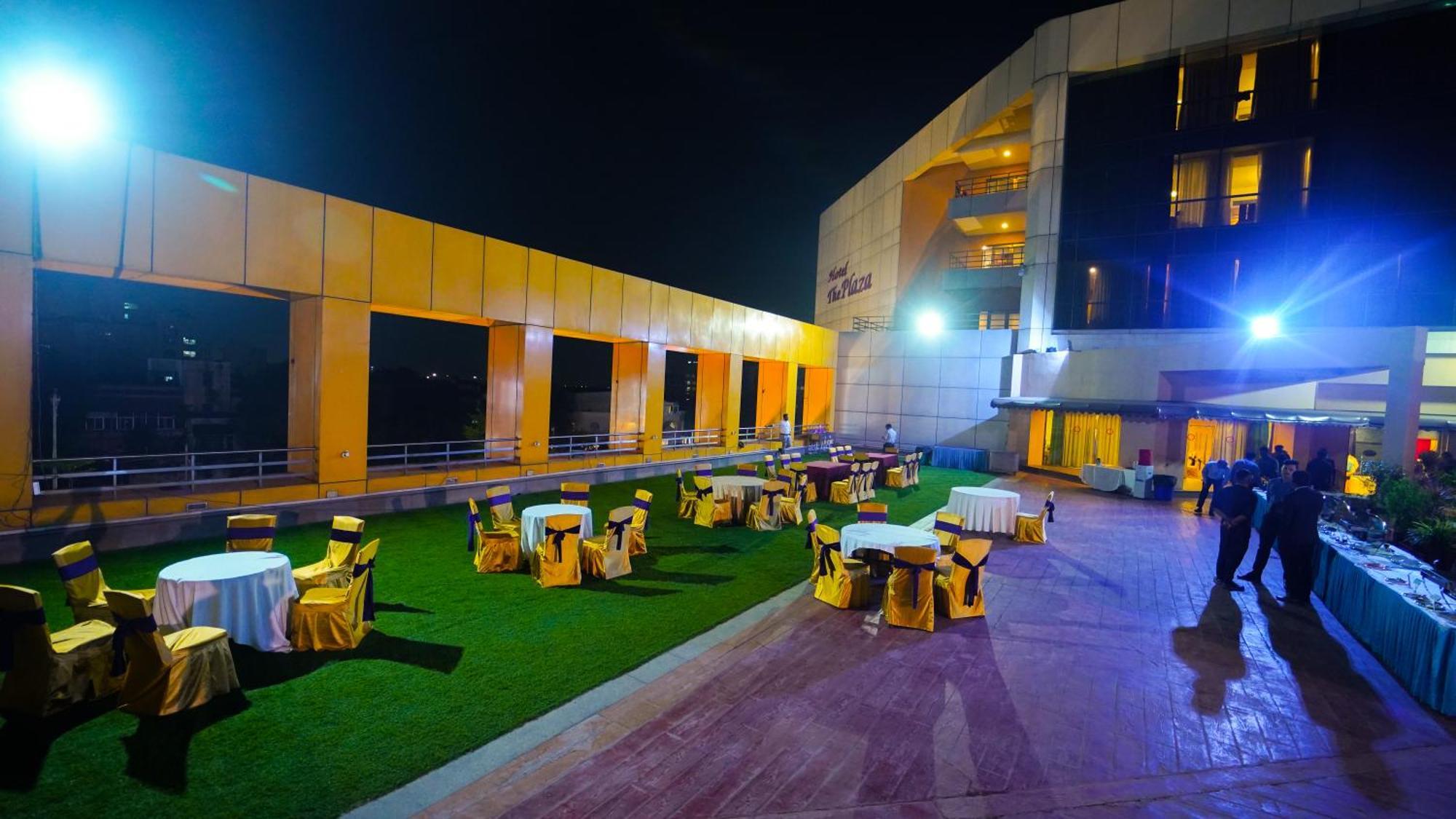 היידראבד Hotel The Plaza מראה חיצוני תמונה