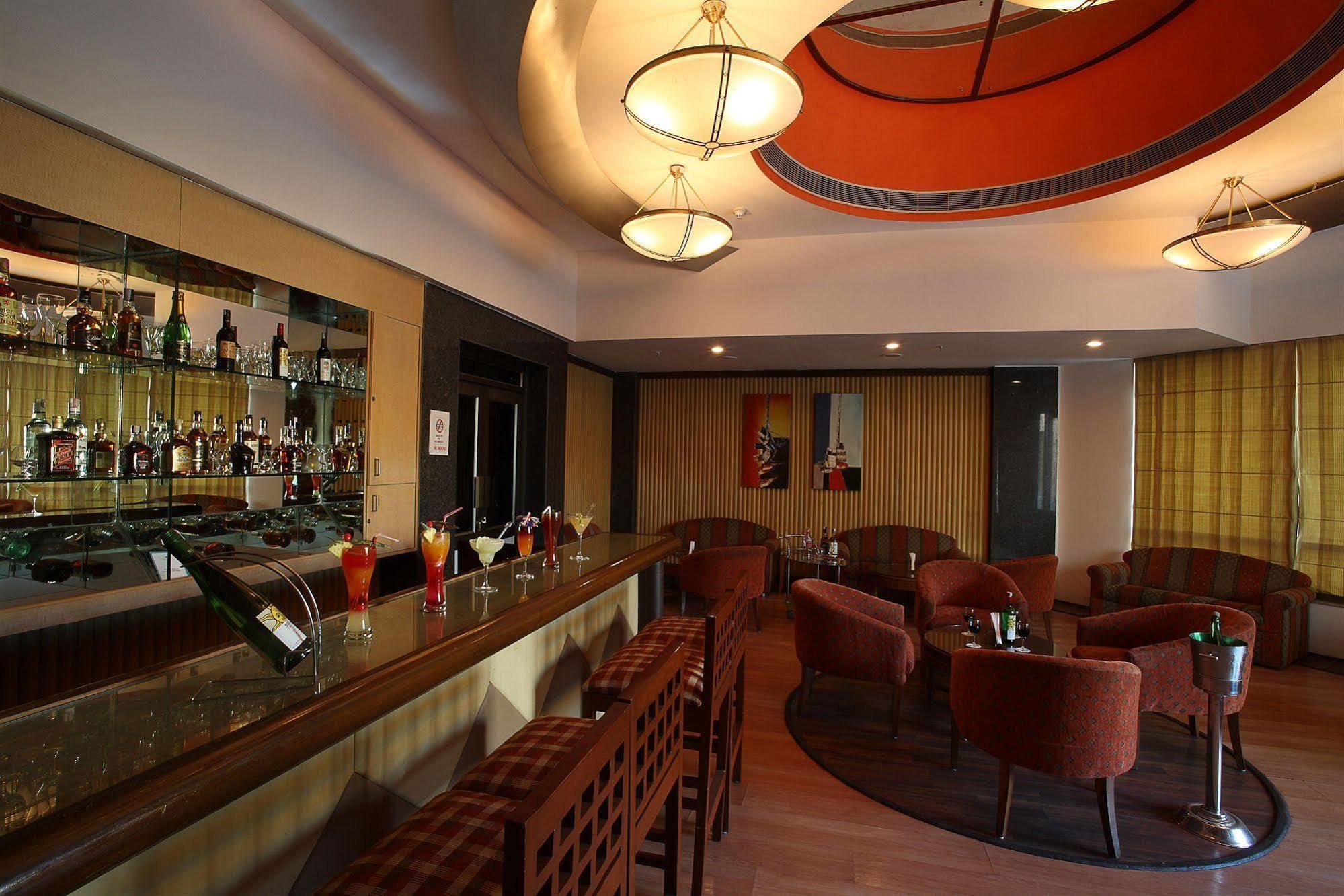 היידראבד Hotel The Plaza מראה חיצוני תמונה