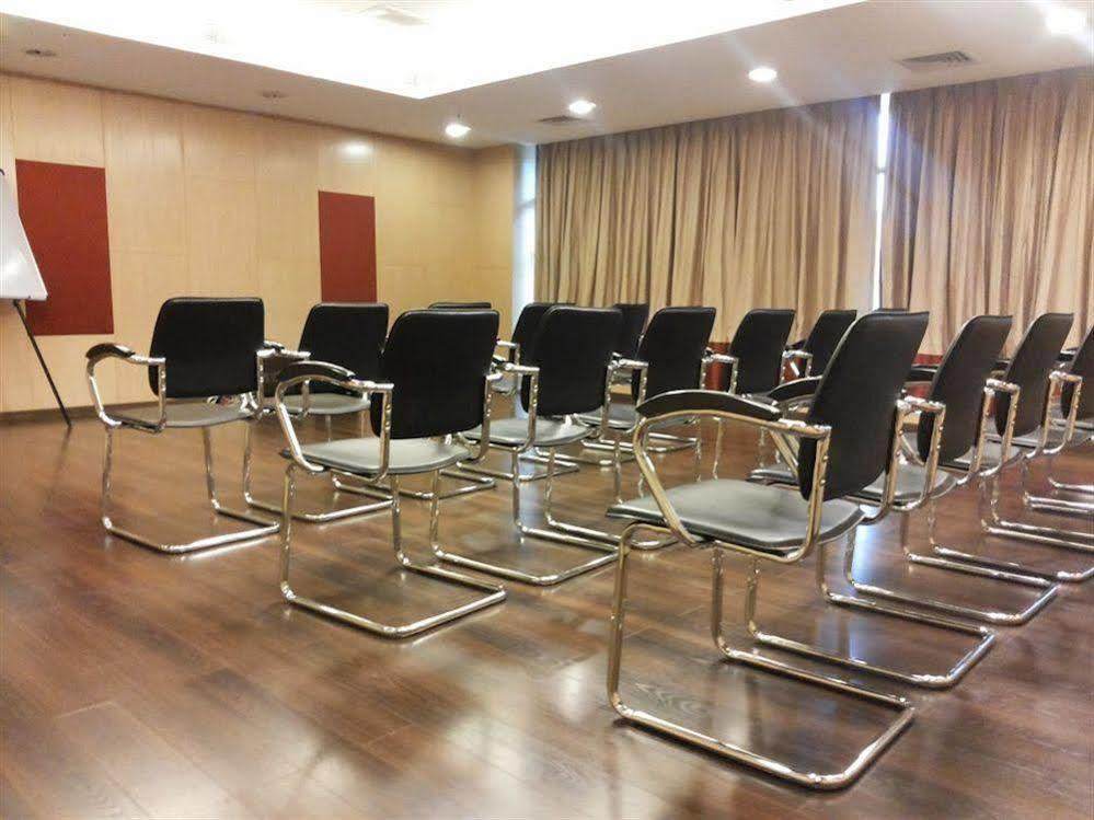 היידראבד Hotel The Plaza מראה חיצוני תמונה